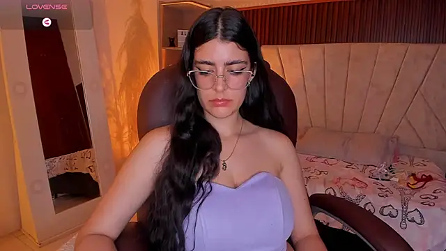 _Niah_ Chat XXX live