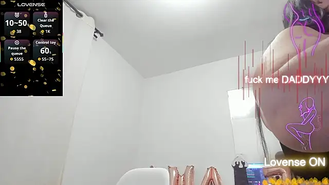 esmeraldamfc Chat XXX live