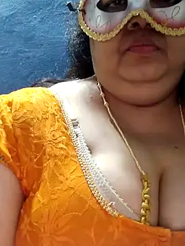 tamilthanushri Live XXX-chat