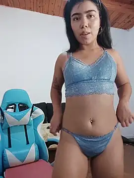Eliza_Blue Show Webcam