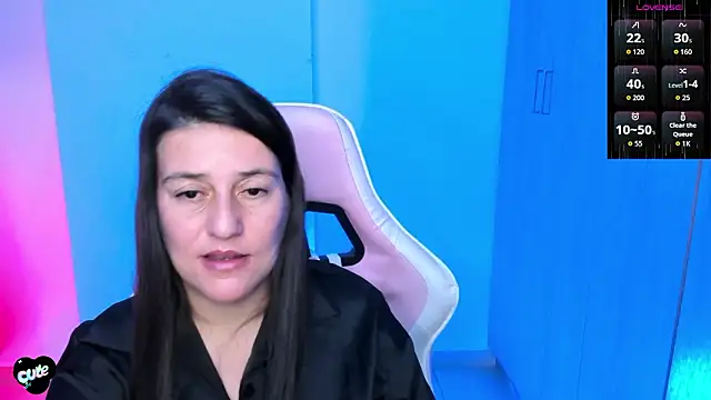 Chat XXX en directo de Saskyaa