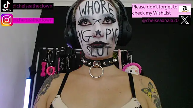 Eloise-brown élő XXX-chatje