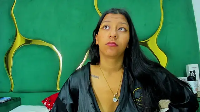 XXX chat uživo modela VaneLin18