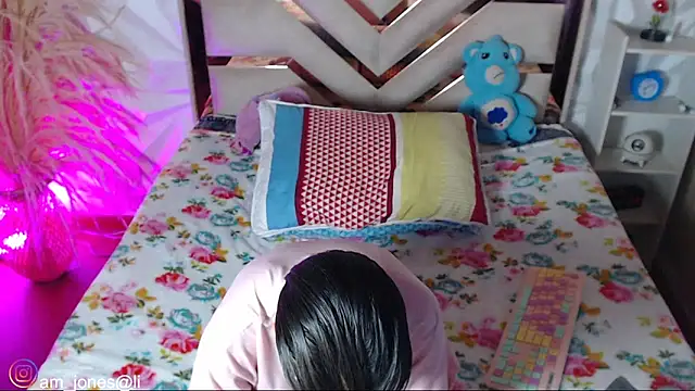 Chat XXX en directo de Jonesliam23