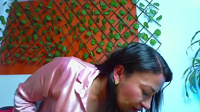 NICOL-JARAMILLO Live XXX Chat