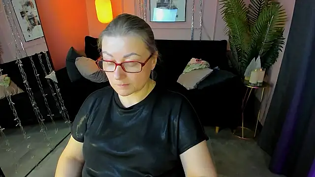 AlexandraKind live XXX chat