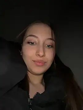 XXX chat uživo modela ICrazyOneIRL