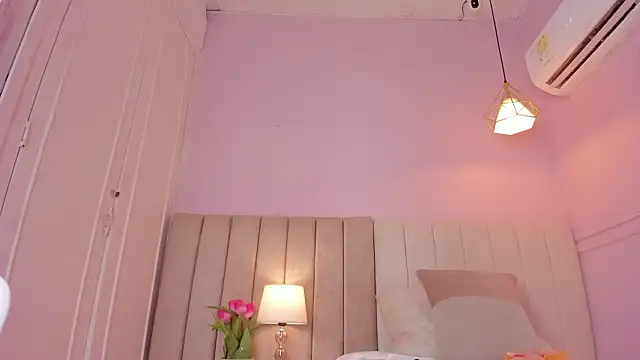 _lucia_18 Live XXX-Chat