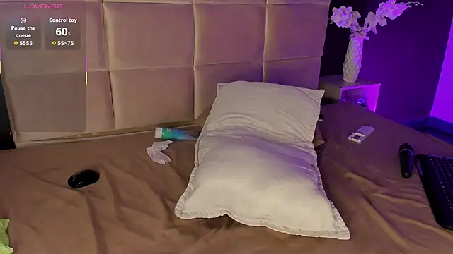 XXX chat uživo modela fallon_08