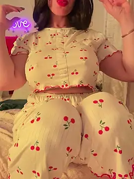 Show de OnlyRima na webcam