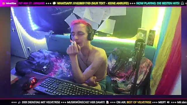 دردشة VelvetRise الجنسية المباشرة