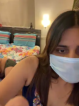 youngcoupleloverose's Live XXX Chat