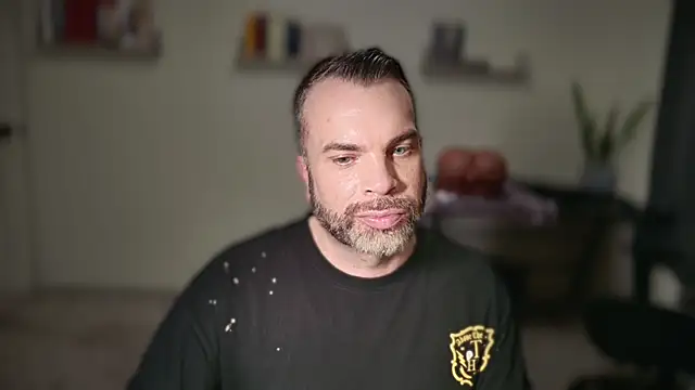 Chatroom XXX en direct de Ty_lerDavid