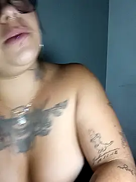 snow_belle লাইভ XXX চ্যাট