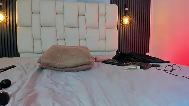 XXX chat uživo modela antonelasc