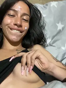 XXX chat uživo modela Laskhmi_