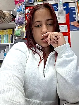 XXX chat uživo modela TamySweet69