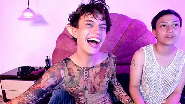 XXX chat uživo modela Brenda_Tina