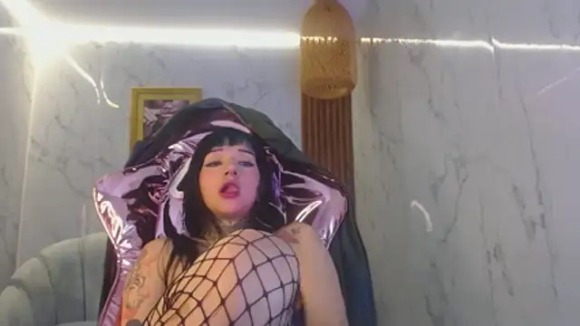 XXX chat uživo modela stefnixxx_s