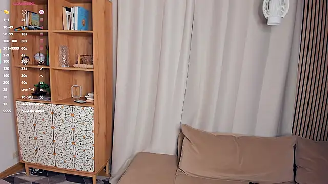 XXX chat uživo modela DesireeMillison