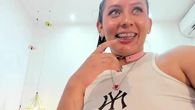 RavenPeachy – Live XXX-chat