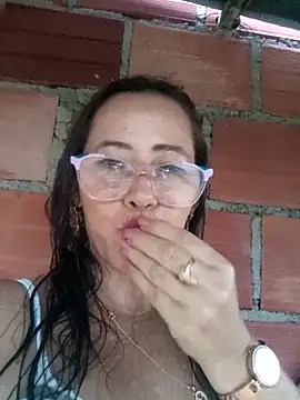 Chatroom XXX en direct de Salome_69