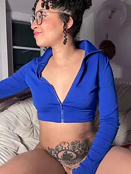 Chatroom XXX en direct de Lauyako_974