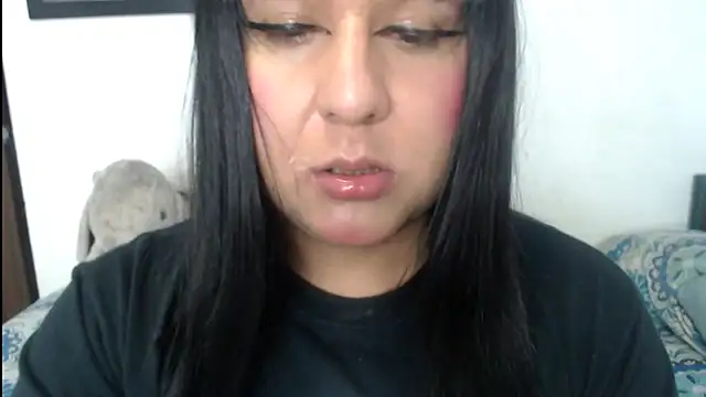 cosmicwind Adlı Modelin Canlı XXX Sohbeti