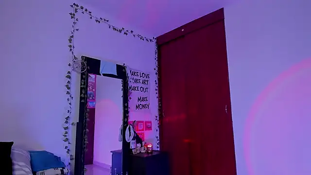 little_kayla_のライブXXXチャット