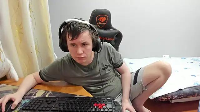 XXX chat uživo modela iliaskrislove