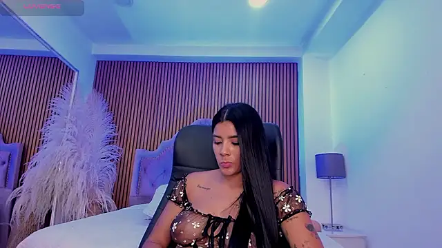 SelenaStonne – Naživo XXX chat