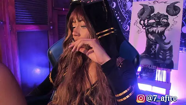 ivybank লাইভ XXX চ্যাট