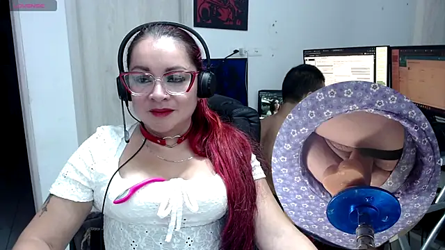 kyobiker élő XXX-chatje