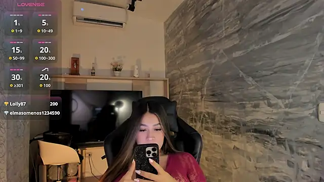 Chat XXX en directo de LunaBaker-1