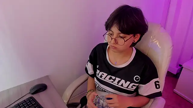 Nathaly_ds' Live XXX Chat