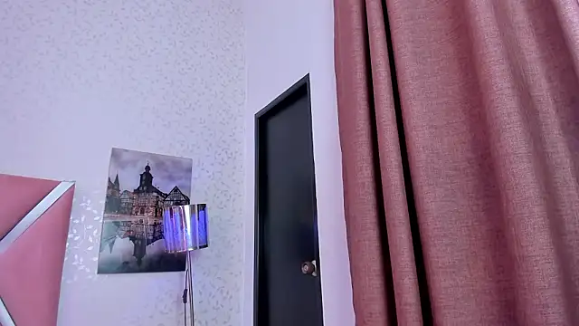 Czat XXX na żywo – Helenn_monroy1