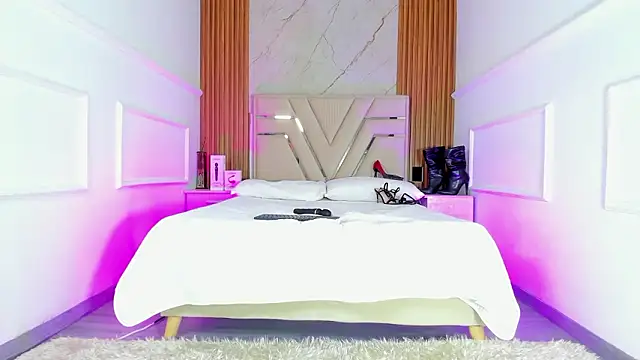 Abbyevaans élő XXX-chatje