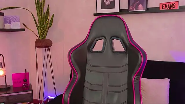 EmmyEvans1 라이브 XXX 채팅