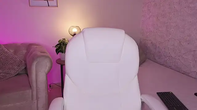 DahianaWalcott élő XXX-chatje