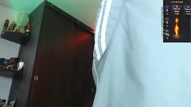 justincs 即時 XXX 聊天