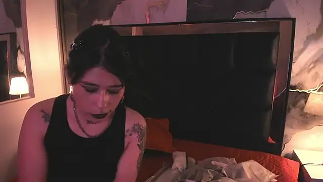 SusanVilla Adlı Modelin Canlı XXX Sohbeti