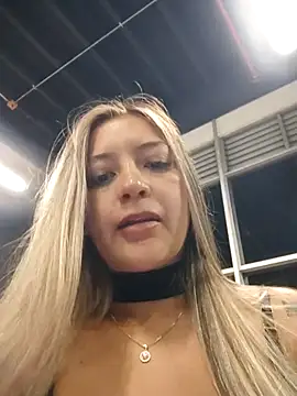 alana_69 在線直播表演