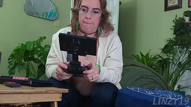 Linzy_19 webkamerás műsora