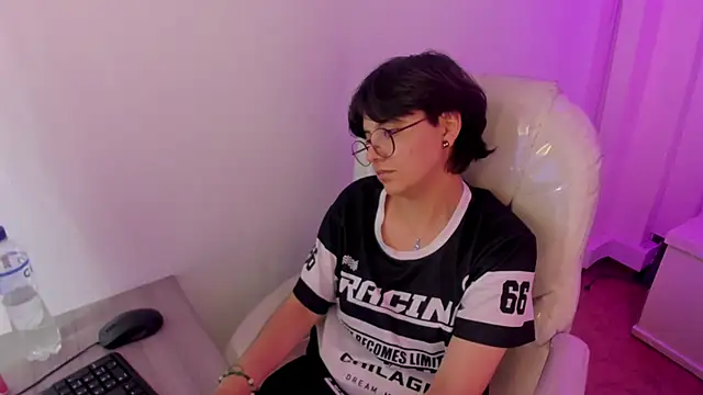 Nathaly_ds' Live XXX Chat