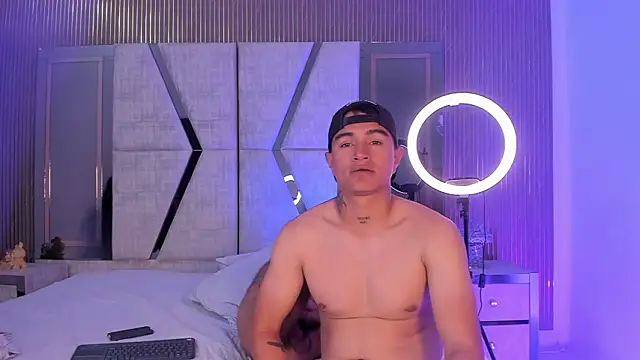 LiamDeep 在線直播表演