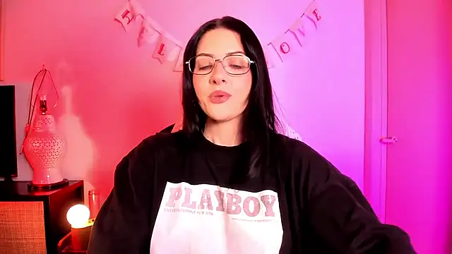 MelroseStrip élő XXX-chatje