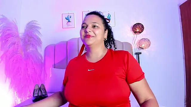 Czat XXX na żywo – _aithanaa_