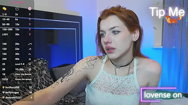 XXX chat uživo modela MeganNewCat