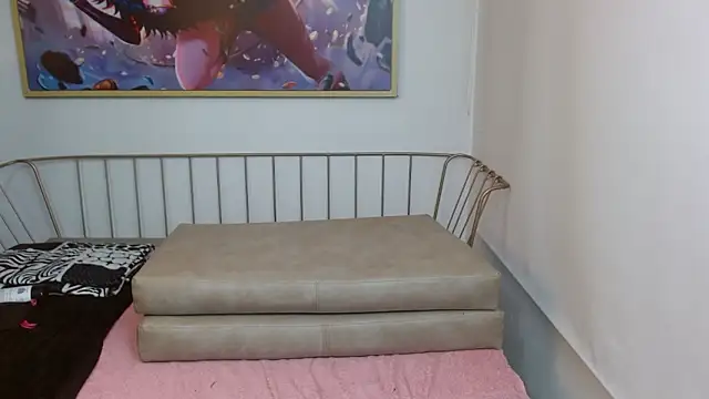 Chat XXX en directo de Roxanne_vale