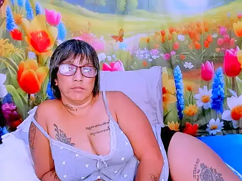 indianroxy 即時 XXX 聊天